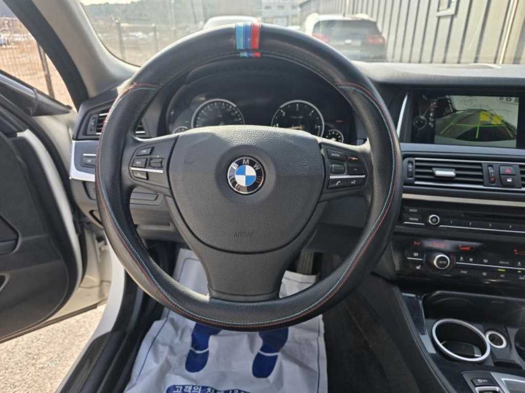 BMW 5 Series - Vista 8
