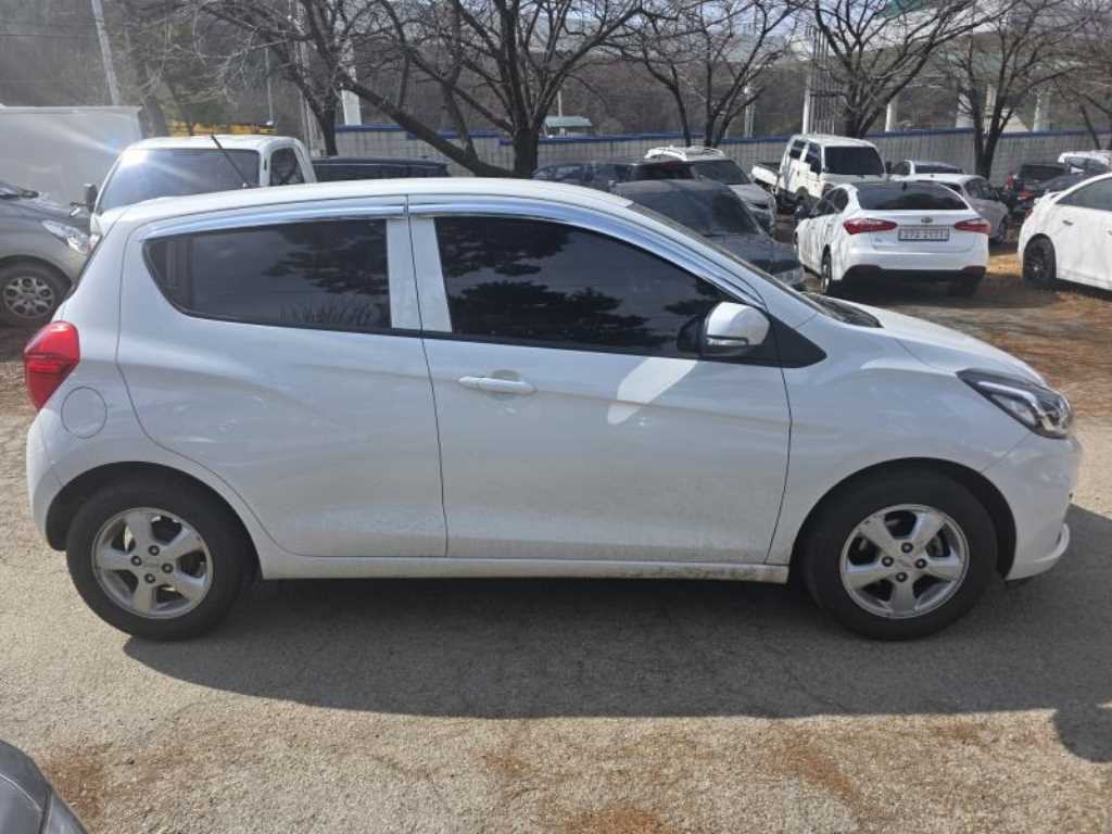 Chevrolet Spark - Vista 3