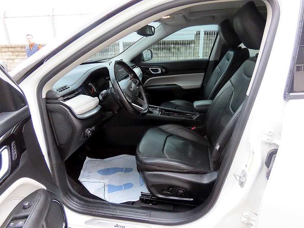 Jeep Compass - Vista 5