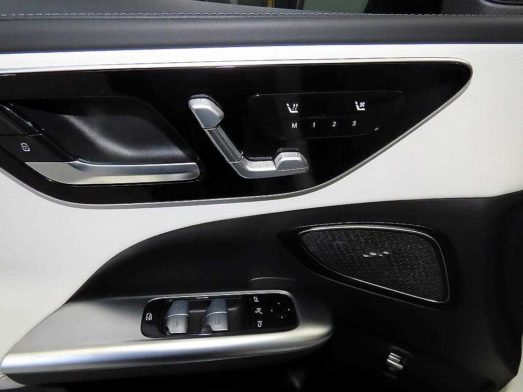 Mercedes Benz C Class 2022 Blanco - Importación desde Corea - HF Imports Iquique - Foto 13