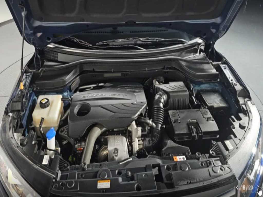 Ssangyong Tivoli - Vista 6