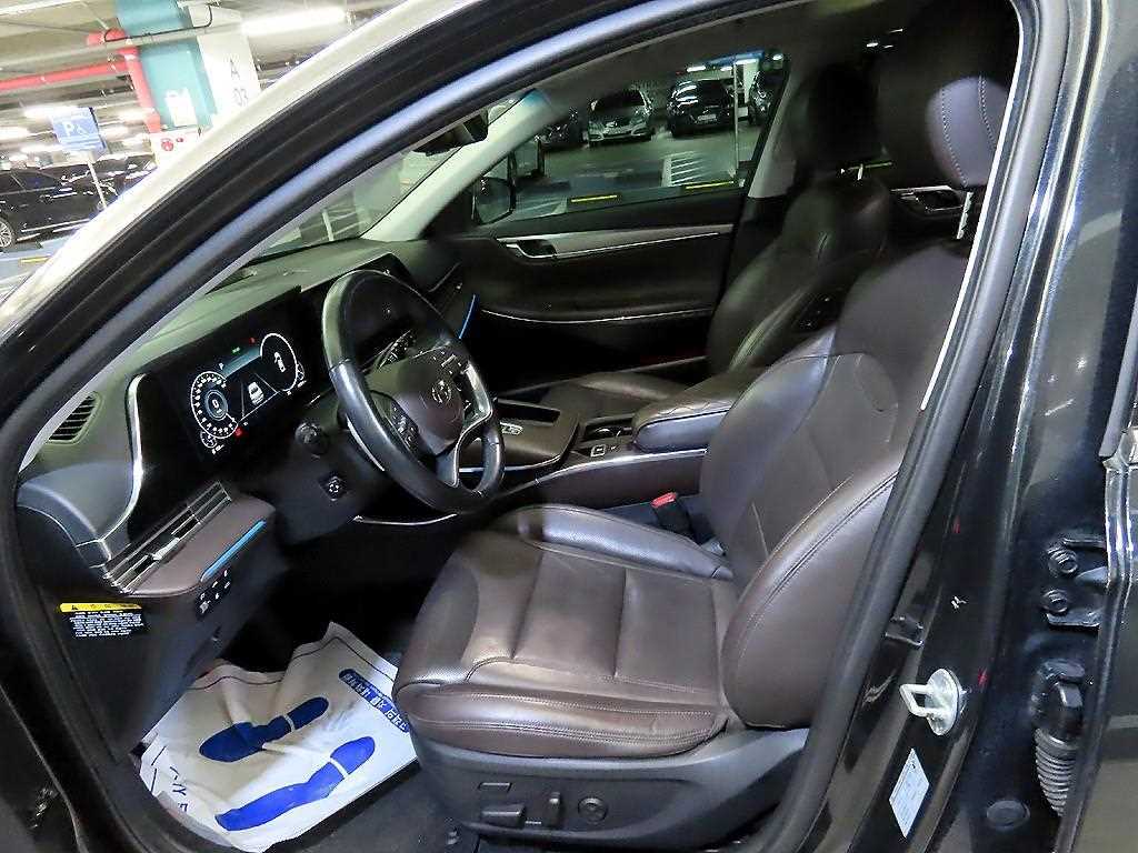 HYUNDAI Grandeur - Vista 6