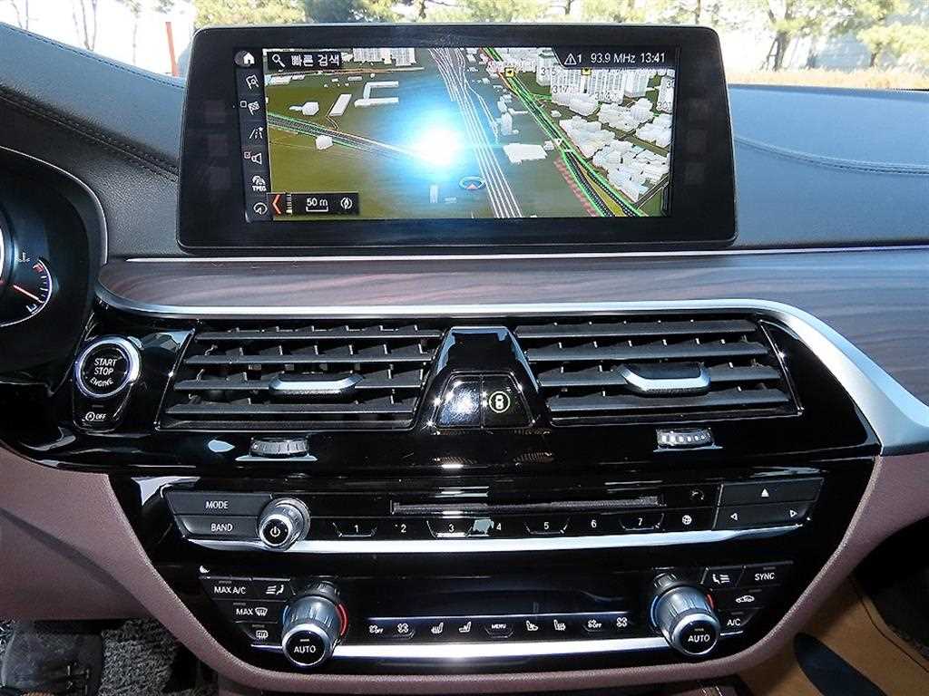 BMW 5 Series 2017 Gris - Importación desde Corea - HF Imports Iquique - Foto 13