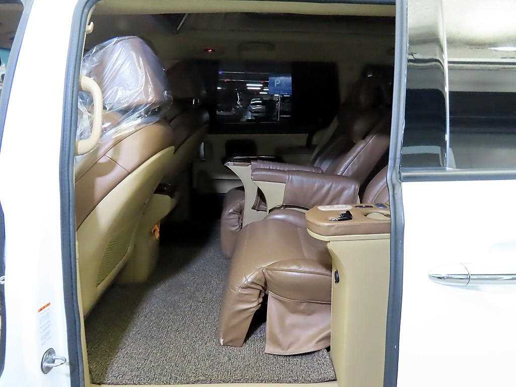 KIA Carnival - Vista 7