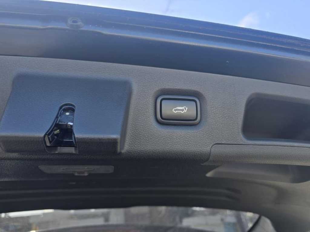 HYUNDAI Santa Fe - Vista 5