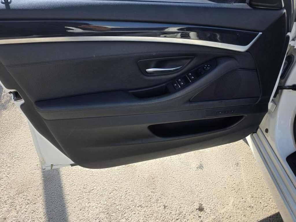 BMW 5 Series - Vista 10