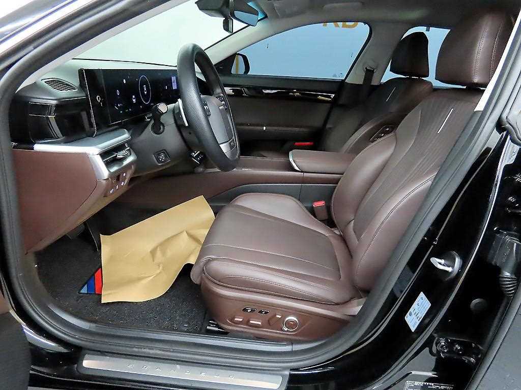 HYUNDAI Grandeur - Vista 3