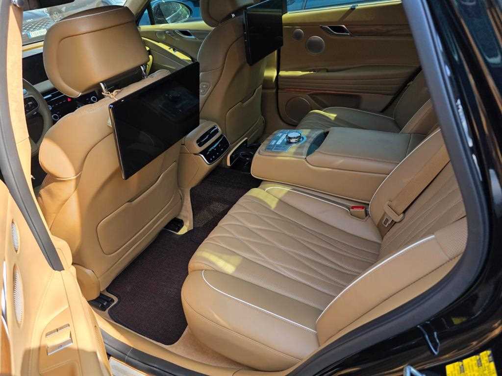 Genesis G80 - Vista 6