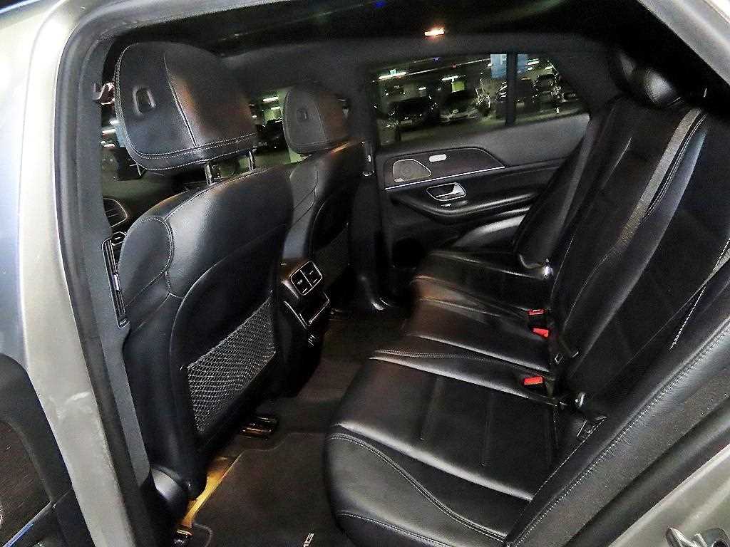 Mercedes Benz GLE Class - Vista 7