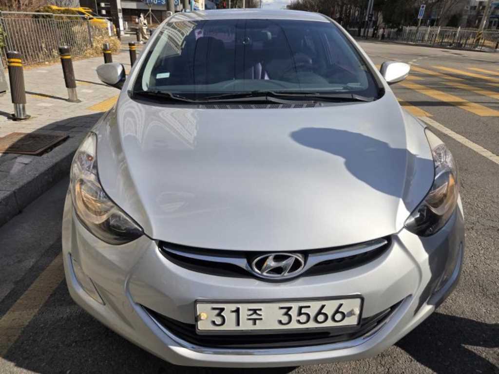 HYUNDAI Avante 2012 - Importación desde Corea - HF Imports Iquique - Foto 1