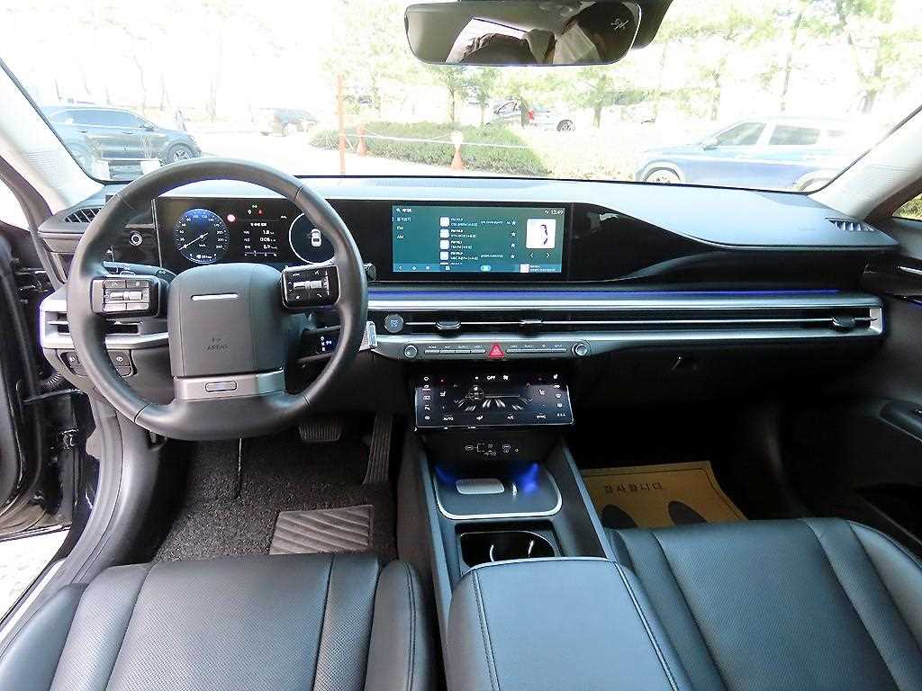 HYUNDAI Grandeur - Vista 7