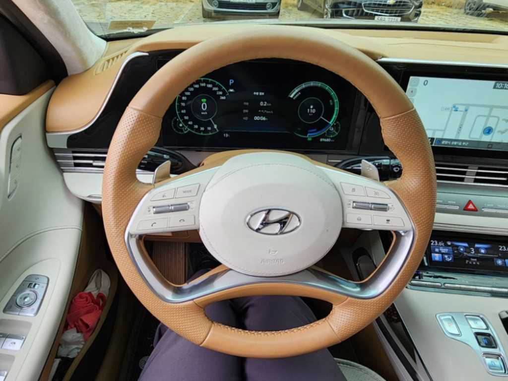 HYUNDAI Grandeur - Vista 12