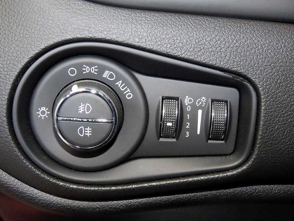 Jeep Renegade 2022 Rojo - Importación desde Corea - HF Imports Iquique - Foto 14