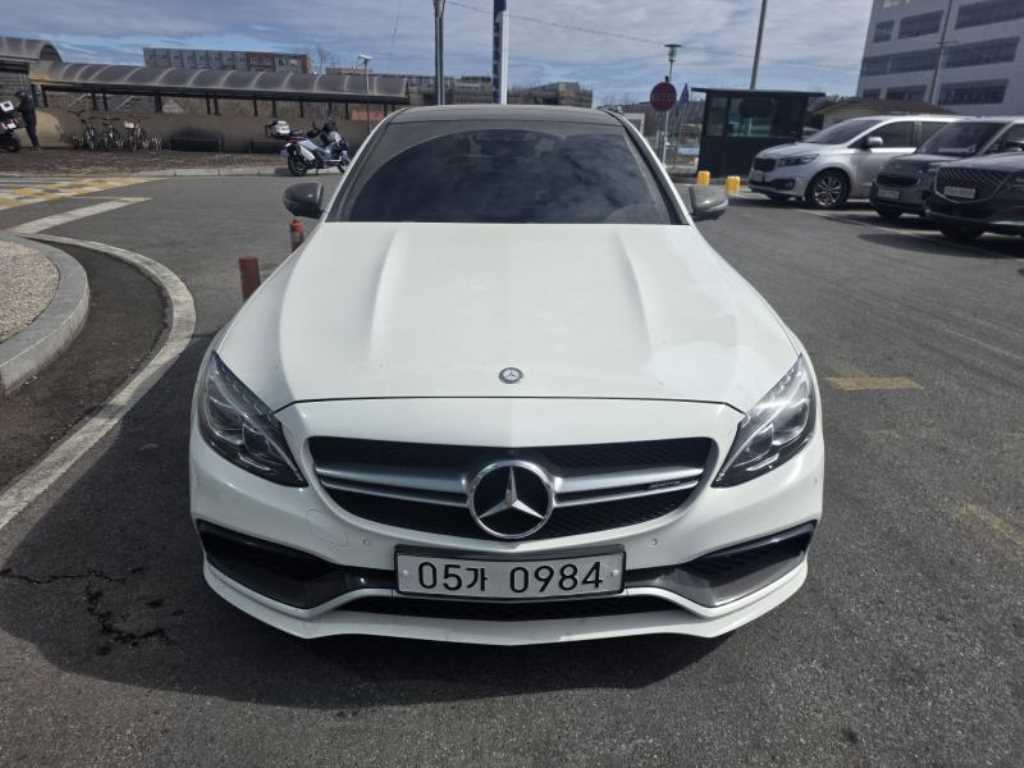Mercedes Benz C Class 2016 Blanco - Importación desde Corea - HF Imports Iquique - Foto 1