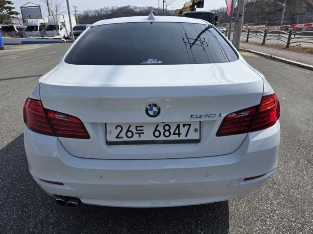 BMW 5 Series - Vista 6