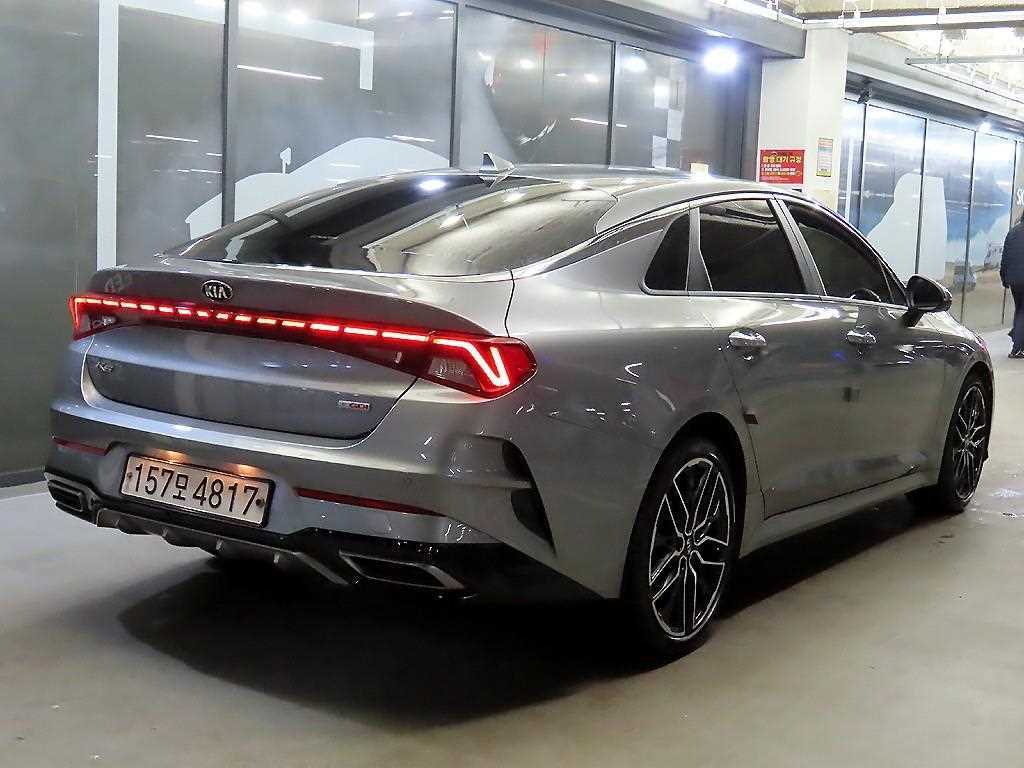 KIA K5 - Vista 5