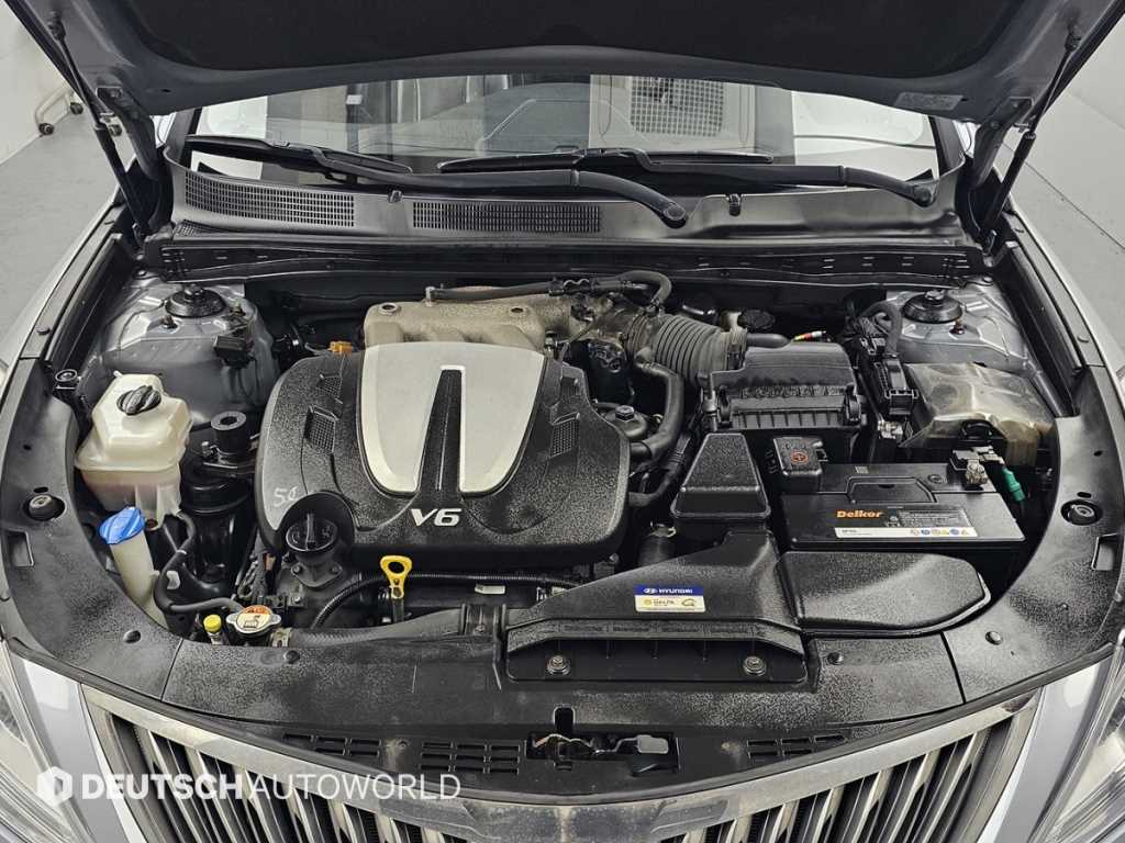 HYUNDAI Grandeur - Vista 6