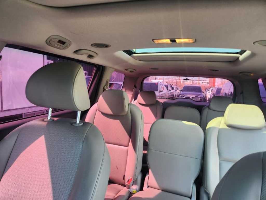 KIA Carnival 2016 Gris - Importación desde Corea - HF Imports Iquique - Foto 15