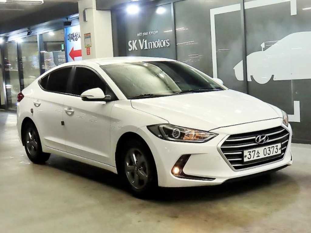 HYUNDAI Avante 2017 Blanco - Importación desde Corea - HF Imports Iquique - Foto 1