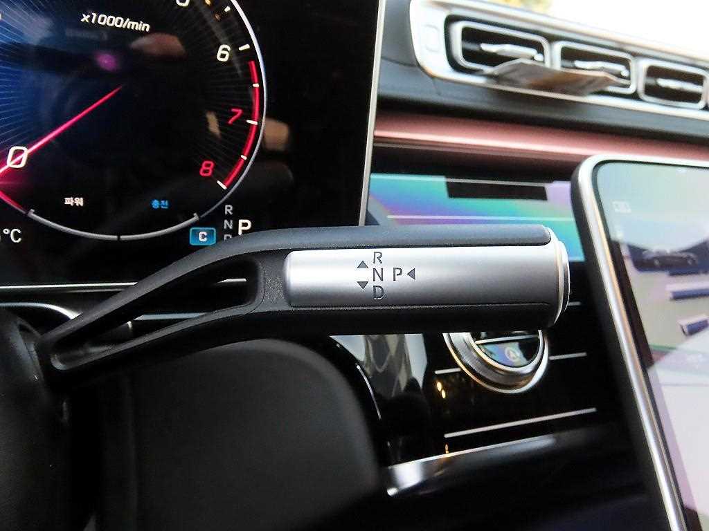 Mercedes Benz S Class - Vista 11