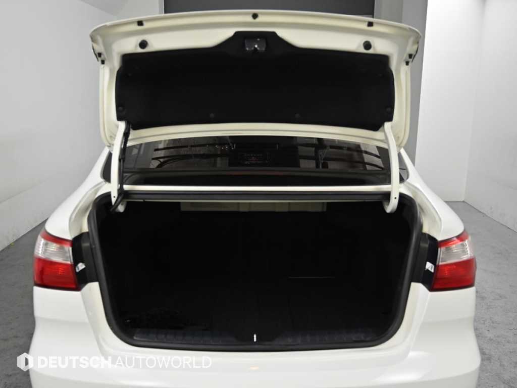 KIA Pride 2015 Blanco - Importación desde Corea - HF Imports Iquique - Foto 19