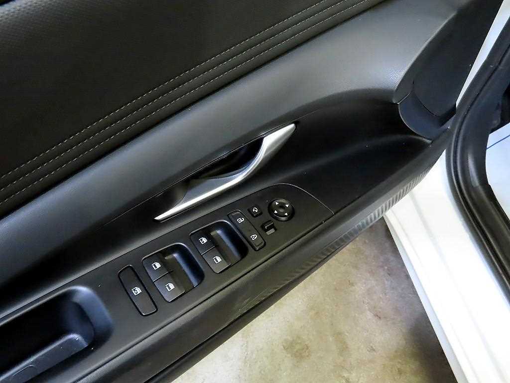 HYUNDAI Avante 2021 Blanco - Importación desde Corea - HF Imports Iquique - Foto 18