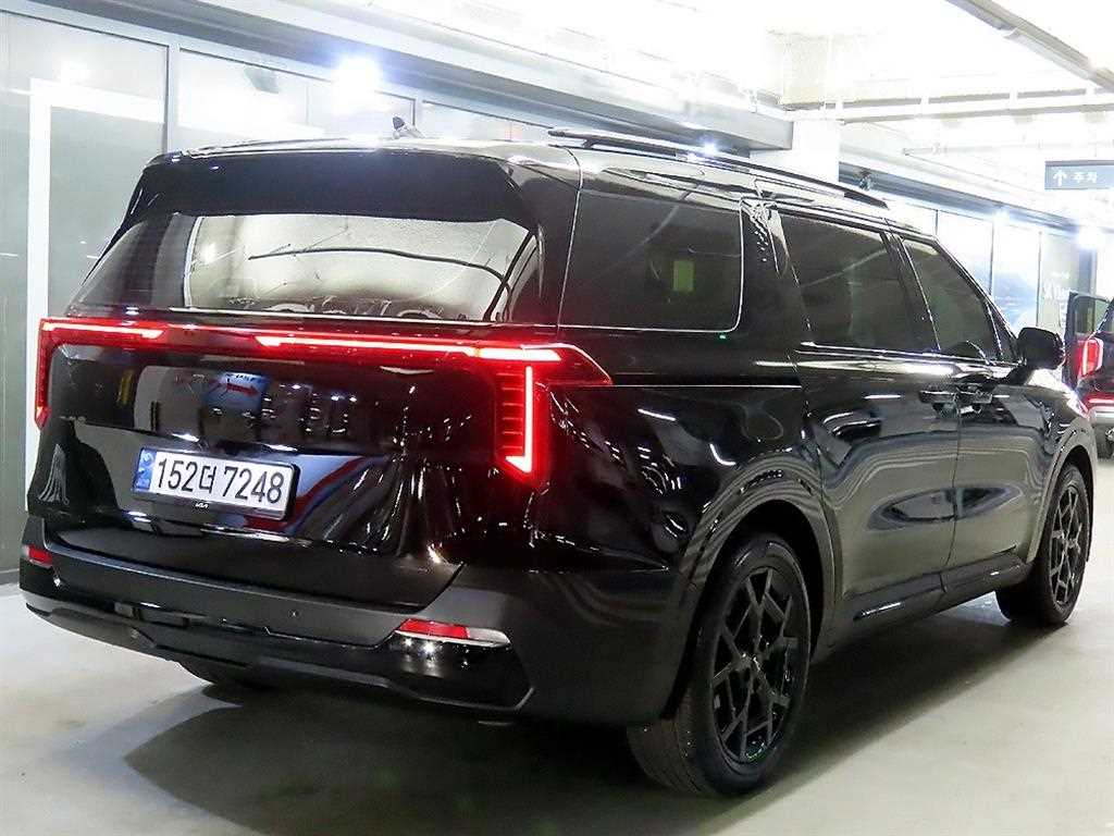 KIA Carnival - Vista 4