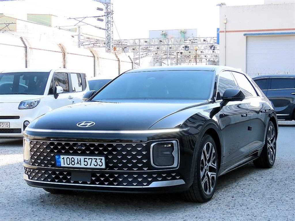 HYUNDAI Grandeur 2023 Negro - Importación desde Corea - HF Imports Iquique - Foto 1