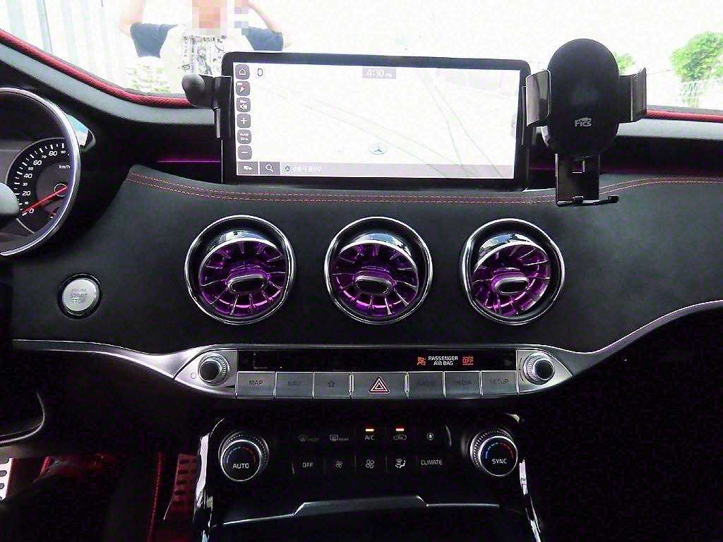 KIA Stinger - Vista 12