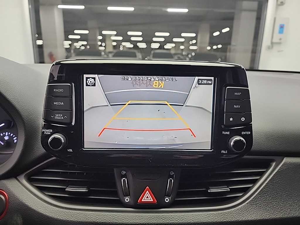 HYUNDAI i30 2018 Gris - Importación desde Corea - HF Imports Iquique - Foto 16