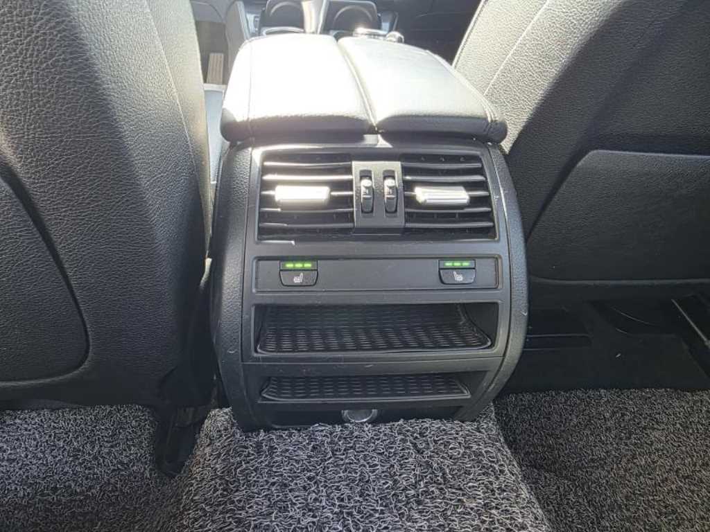 BMW 5 Series - Vista 7