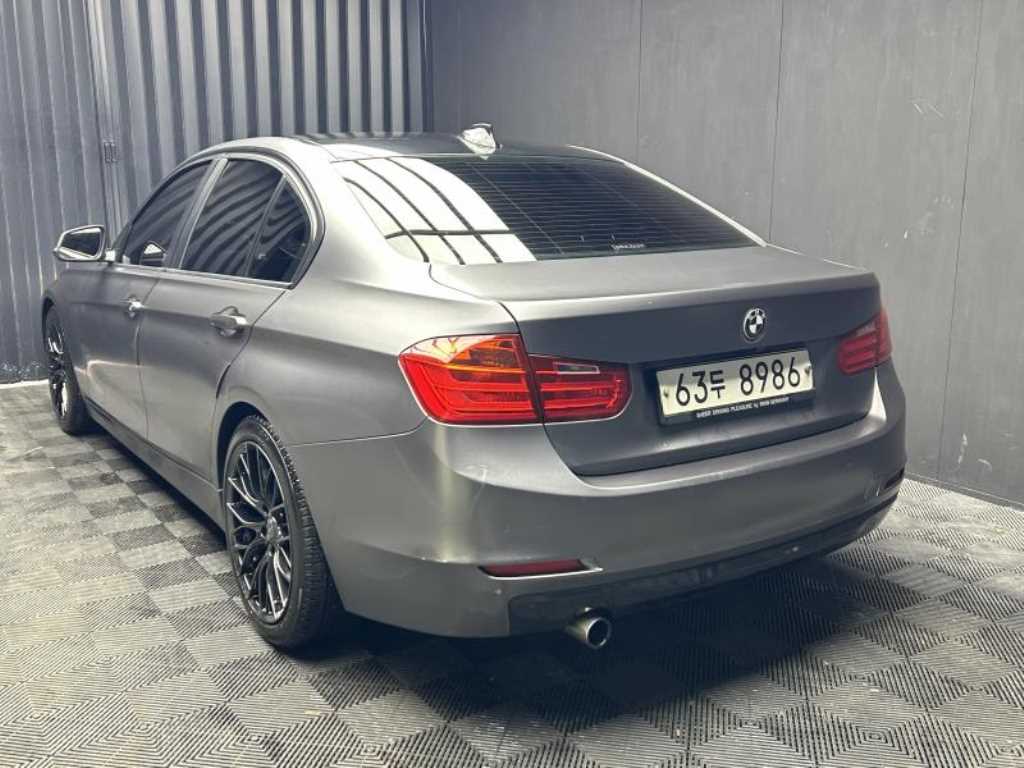 BMW 3 series - Vista 4