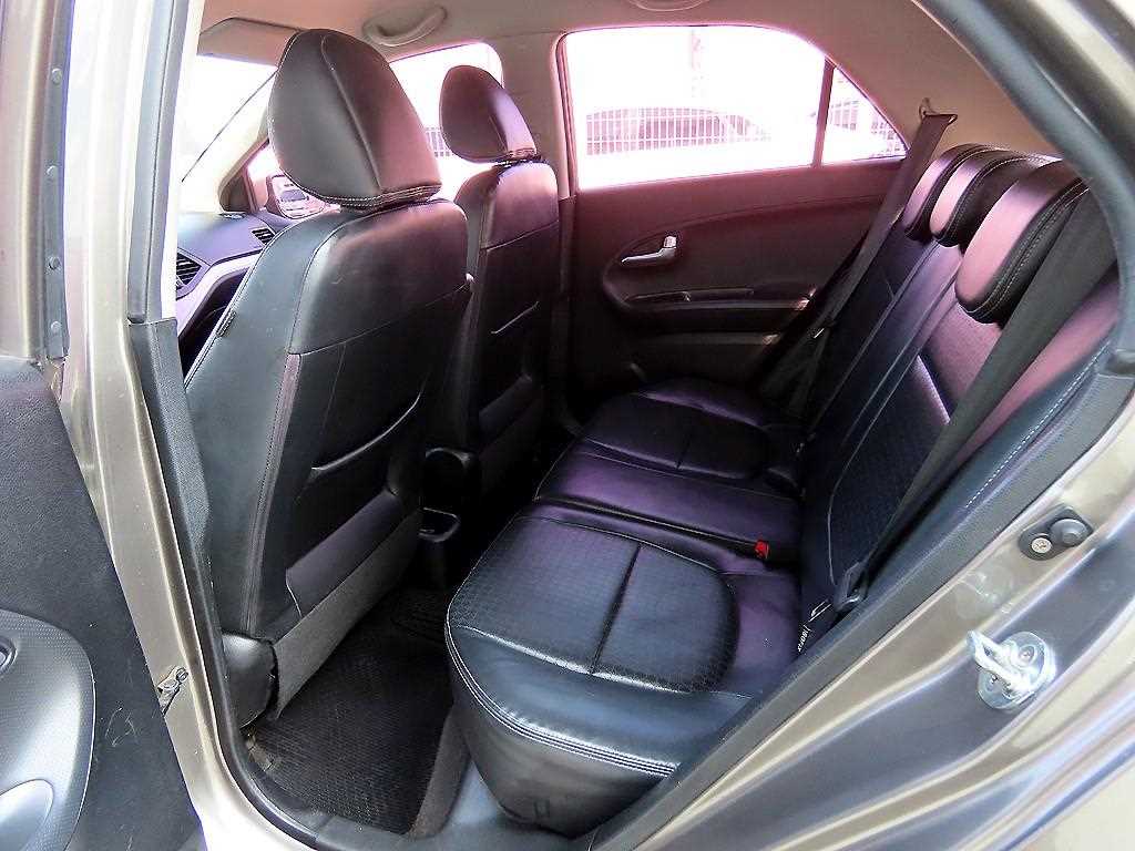 KIA Morning - Vista 6