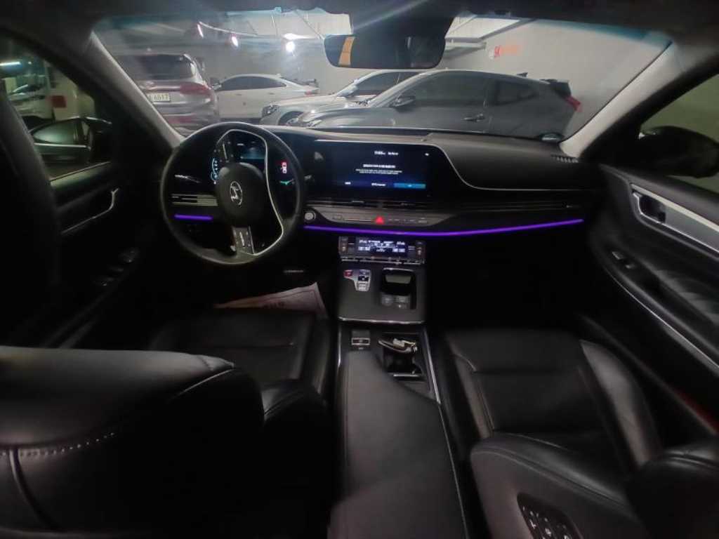 HYUNDAI Grandeur - Vista 6