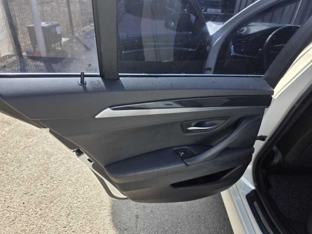 BMW 5 Series - Vista 6