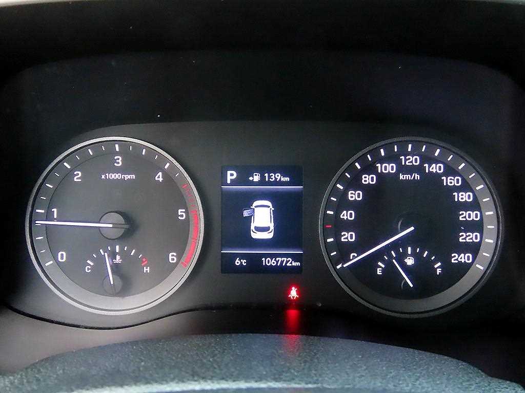 HYUNDAI Tucson - Vista 9