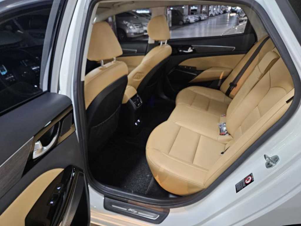 KIA K7 2021 Blanco - Importación desde Corea - HF Imports Iquique - Foto 16