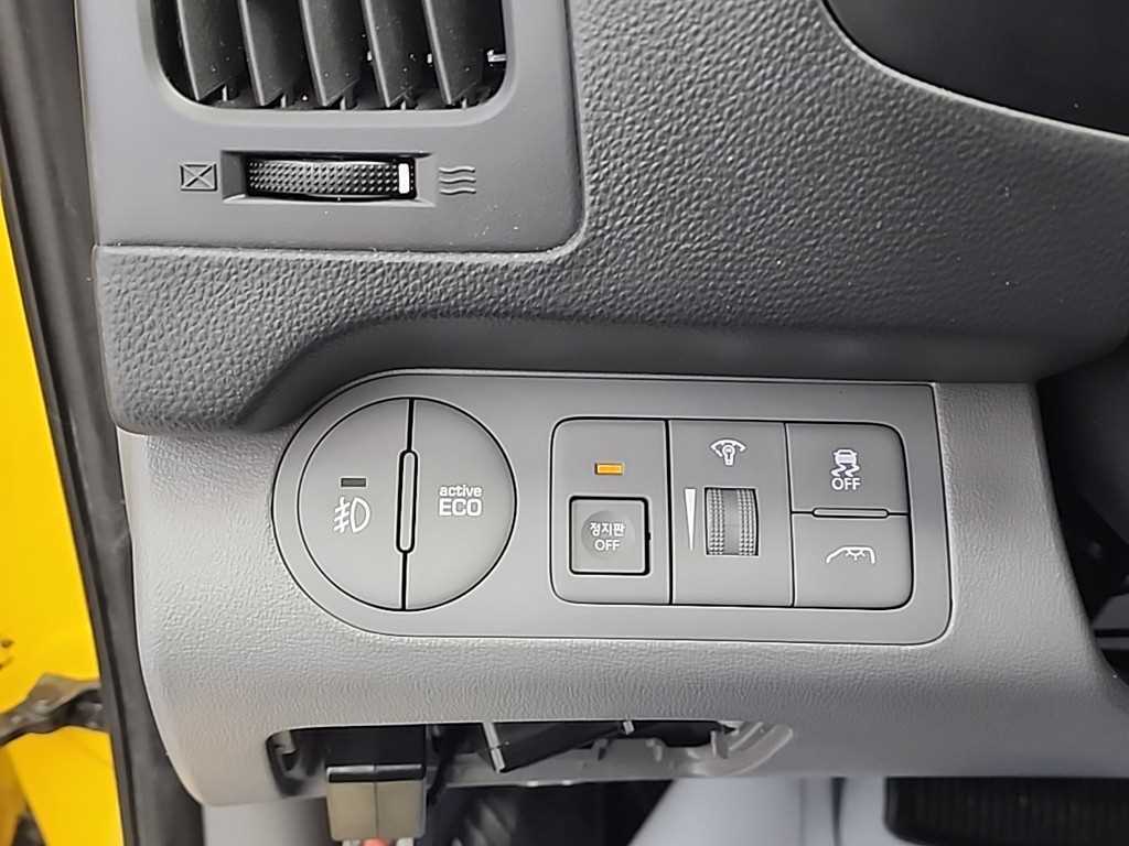 HYUNDAI Starex 2017 Amarillo - Importación desde Corea - HF Imports Iquique - Foto 16