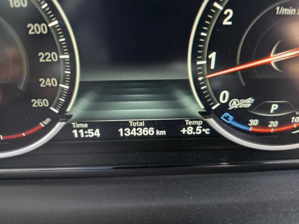 BMW 5 Series - Vista 11