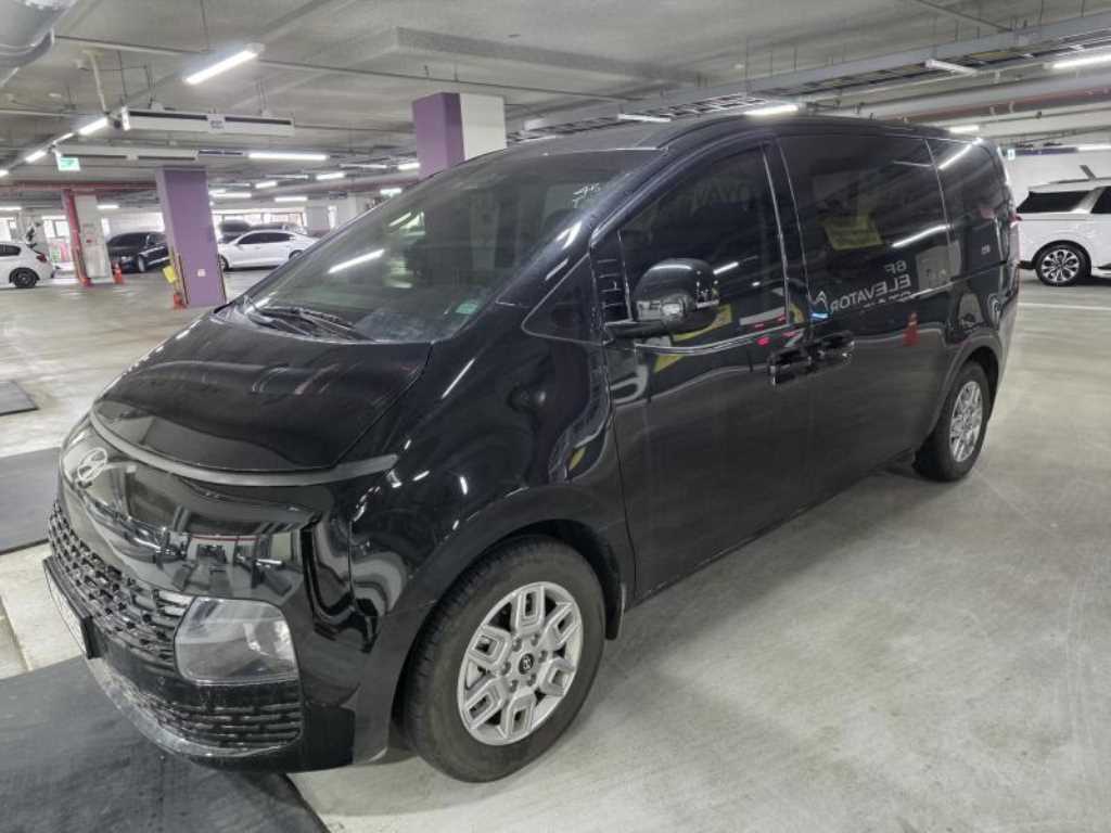 HYUNDAI Staria - Vista 4