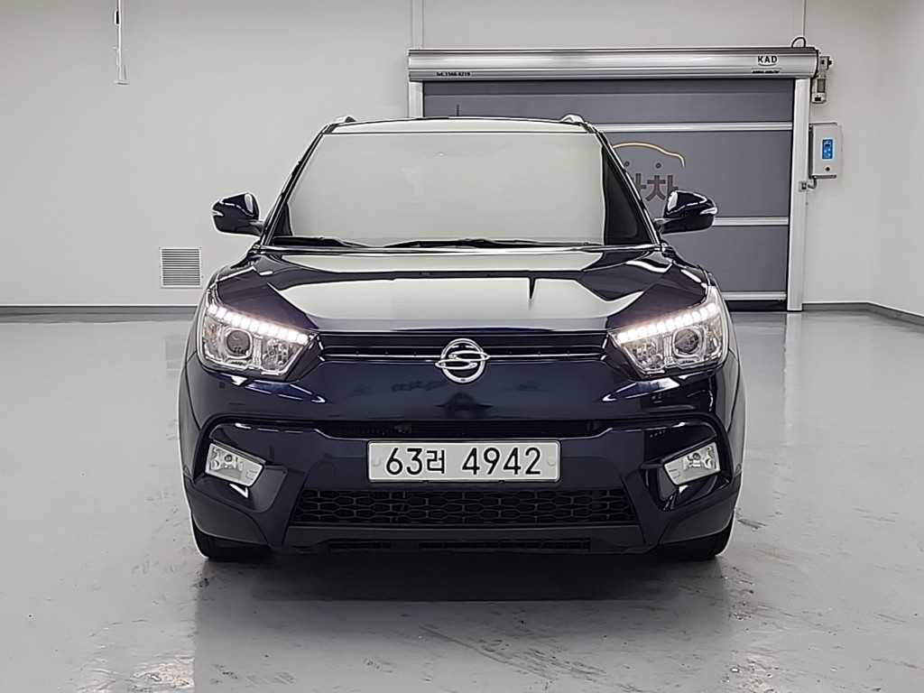 Ssangyong Tivoli - Vista 2