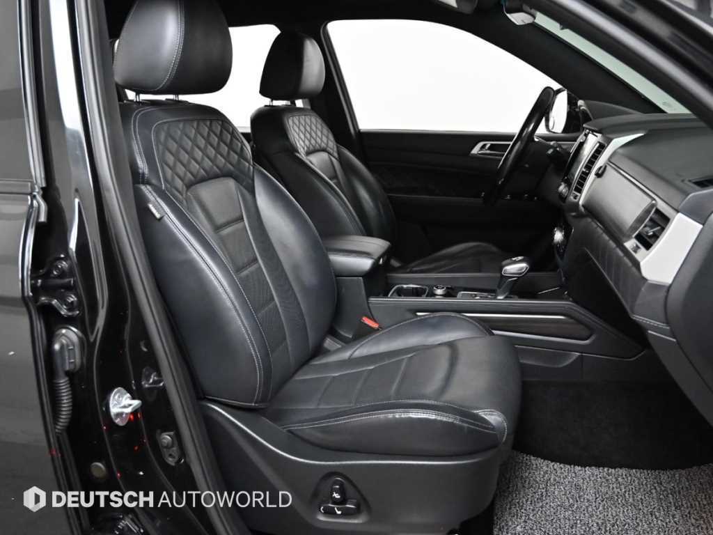 Ssangyong Rexton - Vista 10