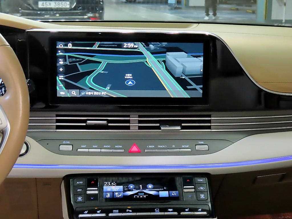 HYUNDAI Grandeur - Vista 12