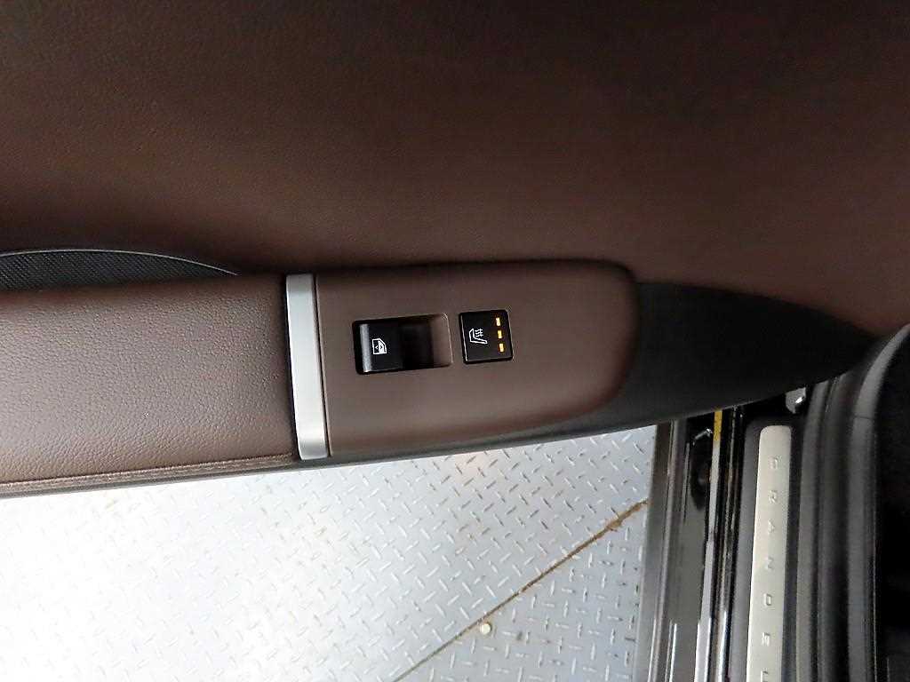 HYUNDAI Grandeur - Vista 10