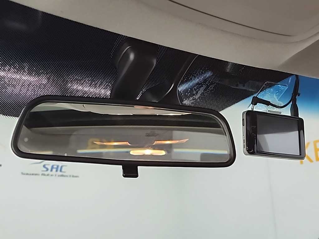 Ssangyong Tivoli 2016 Azul - Importación desde Corea - HF Imports Iquique - Foto 17