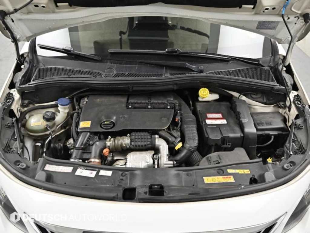 Peugeot 2008 - Vista 6