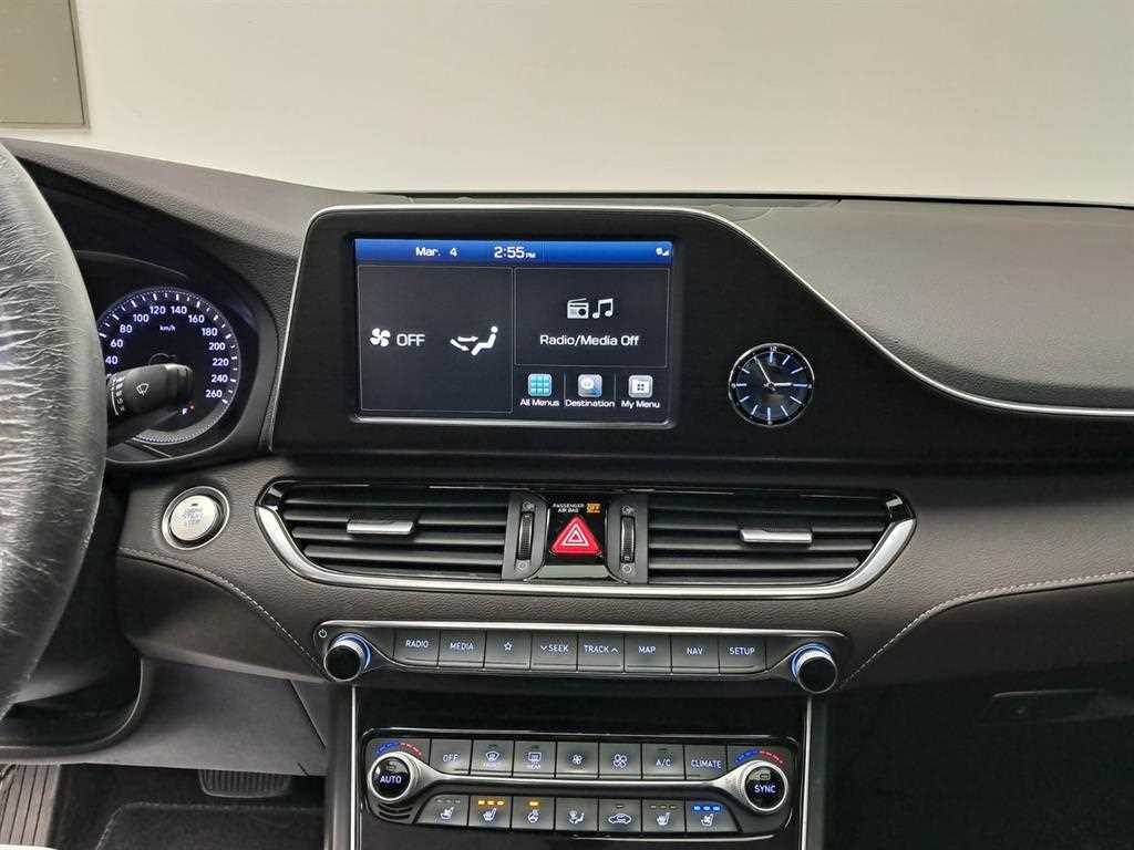 HYUNDAI Grandeur - Vista 9