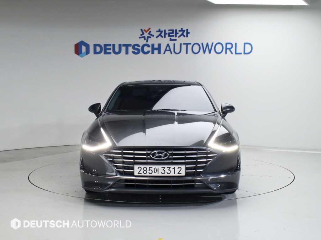 HYUNDAI Sonata - Vista 2