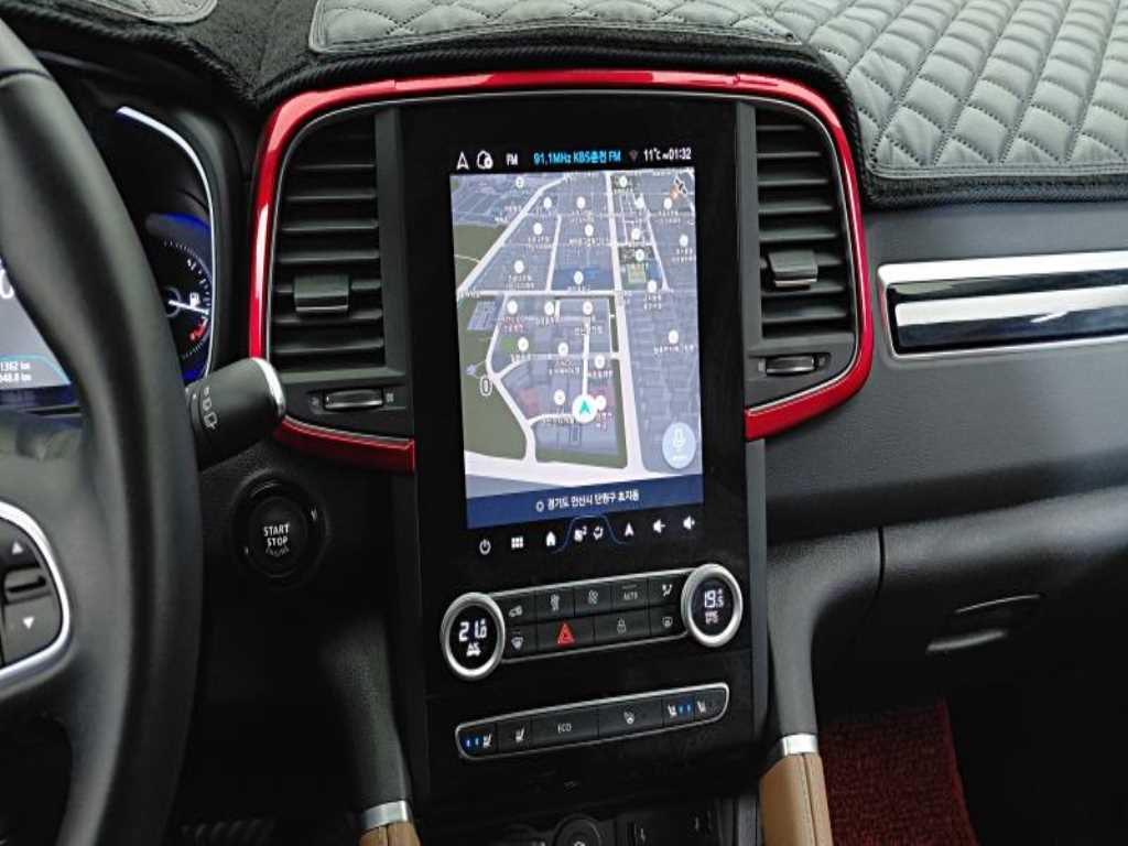 SAMSUNG QM6 - Vista 8