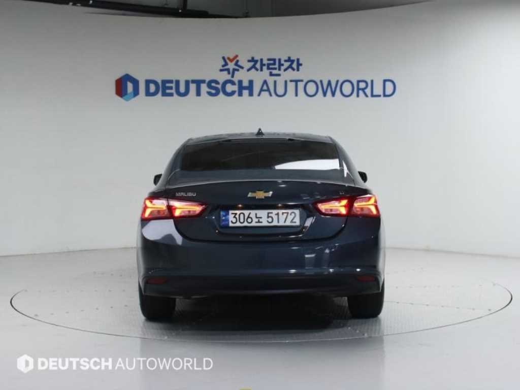 Chevrolet Malibu - Vista 4